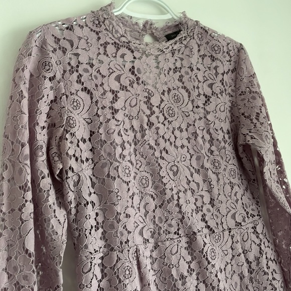 Lavender Lace Long Sleeve Peplum Top w/ Interior Tank Top - Picture 3 of 9